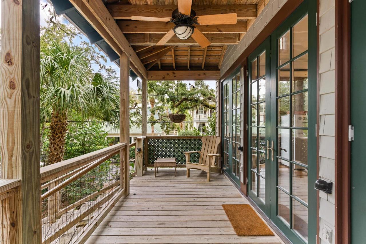 The Treehouse - 116 Florence Street St. Simons Island Dış mekan fotoğraf